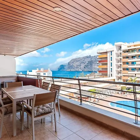 Gigantes Cliffs View Two Bedroom * Puerto de Santiago (Tenerife)